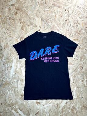 DARE Keeping Kids Off Drugs T Shirt Mens Small Black Neon Graphic Print Tee